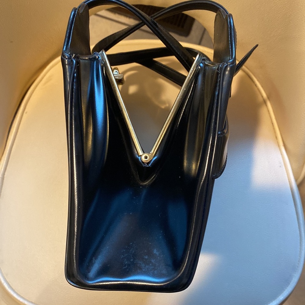 BLACK PURSE - Picture 2 of 7